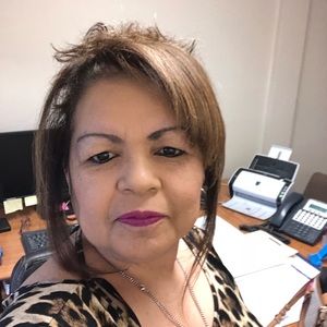 Meet your Posher, Corina